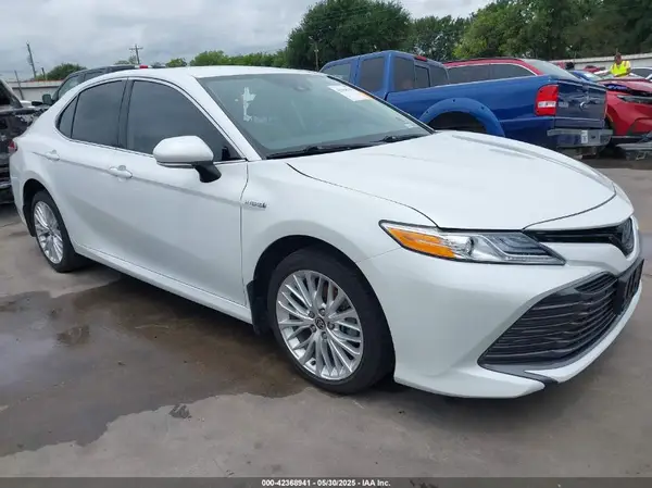 4T1F31AK6LU540730 2020 TOYOTA CAMRY - Image 1