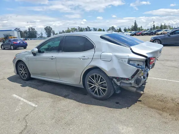 4T1F31AK6MU021629 2021 TOYOTA CAMRY - Image 2