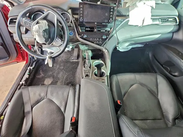 4T1F31AK6MU566973 2021 TOYOTA CAMRY - Image 8