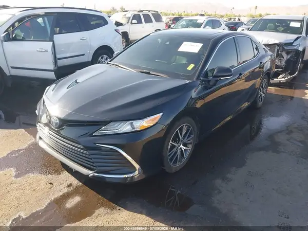 4T1F31AK6NU576176 2022 TOYOTA CAMRY - Image 2