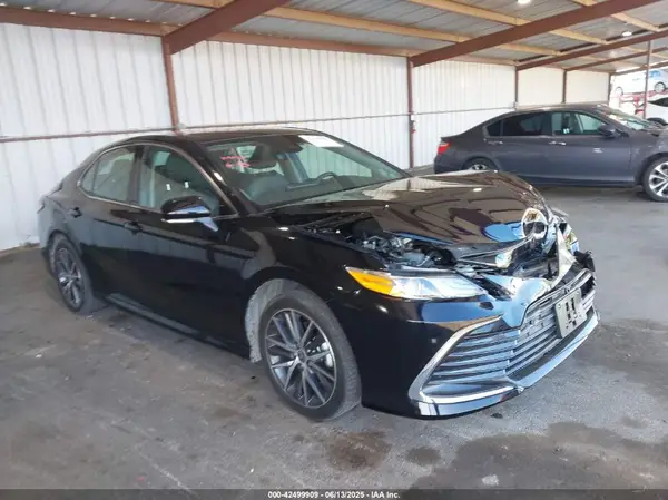 4T1F31AK6PU054070 2023 TOYOTA CAMRY - Image 1