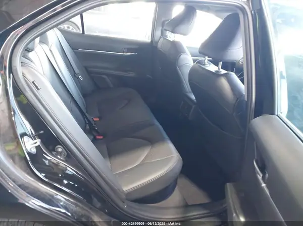 4T1F31AK6PU054070 2023 TOYOTA CAMRY - Image 8