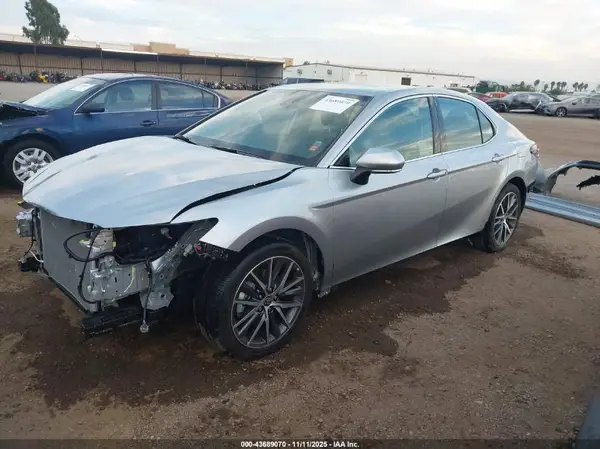 4T1F31AK6PU606621 2023 TOYOTA CAMRY - Image 2