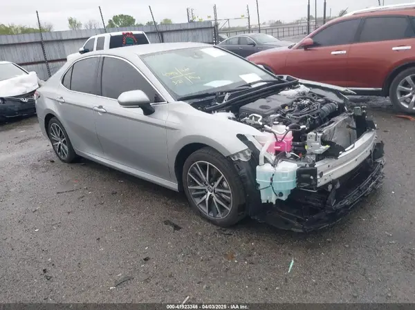 4T1F31AK6RU075116 2024 TOYOTA CAMRY - Image 1