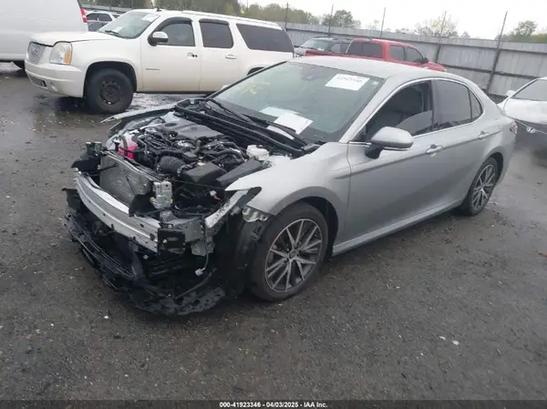 4T1F31AK6RU075116 2024 TOYOTA CAMRY - Image 2