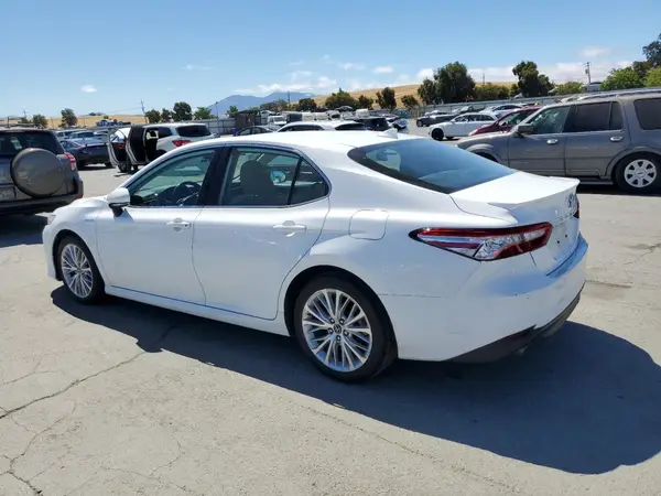 4T1F31AK7LU010816 2020 TOYOTA CAMRY - Image 2