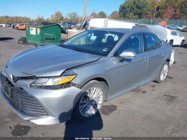 4T1F31AK7LU017569 2020 TOYOTA CAMRY - Image 2