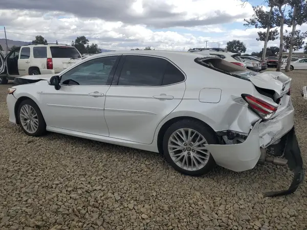 4T1F31AK7LU540994 2020 TOYOTA CAMRY - Image 2