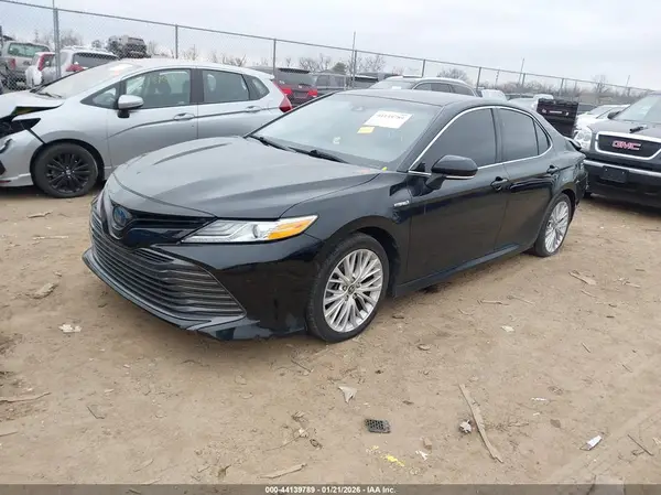 4T1F31AK7LU541711 2020 TOYOTA CAMRY - Image 2