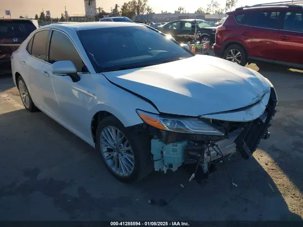 4T1F31AK7LU545435 2020 TOYOTA CAMRY - Image 1