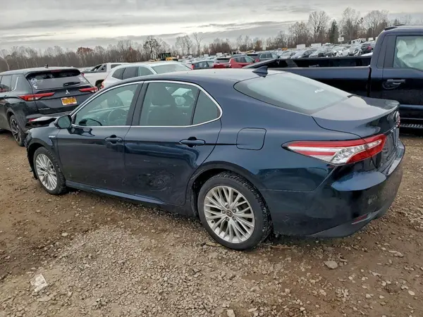 4T1F31AK7LU546293 2020 TOYOTA CAMRY - Image 2