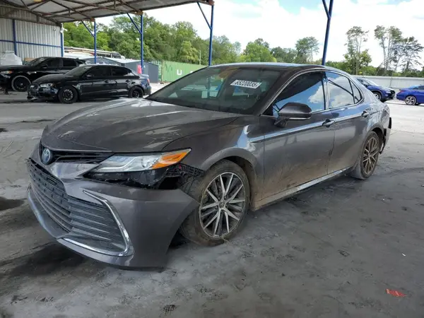 4T1F31AK7NU584254 2022 TOYOTA CAMRY - Image 1