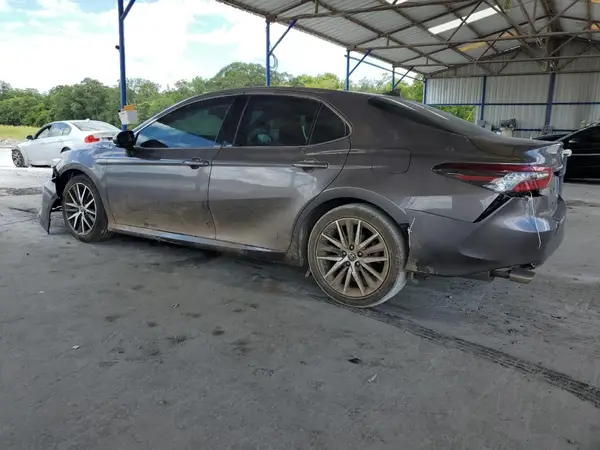 4T1F31AK7NU584254 2022 TOYOTA CAMRY - Image 2