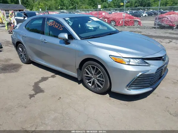 4T1F31AK7PU620561 2023 TOYOTA CAMRY - Image 1