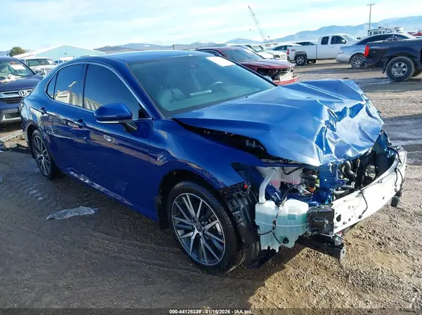 4T1F31AK7RU075769 2024 TOYOTA CAMRY - Image 1