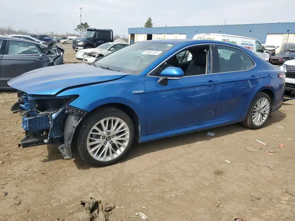 4T1F31AK8LU009867 2020 TOYOTA CAMRY - Image 1