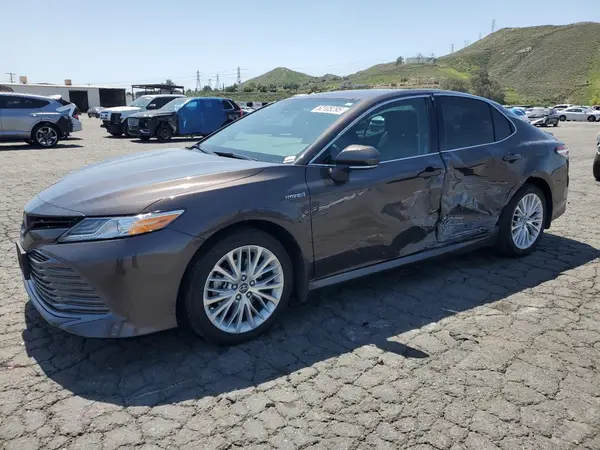 4T1F31AK8LU526845 2020 TOYOTA CAMRY - Image 1