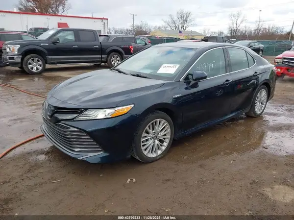 4T1F31AK8LU531365 2020 TOYOTA CAMRY - Image 2