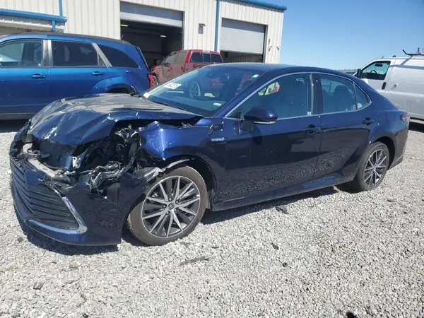 4T1F31AK8MU554176 2021 TOYOTA CAMRY - Image 1