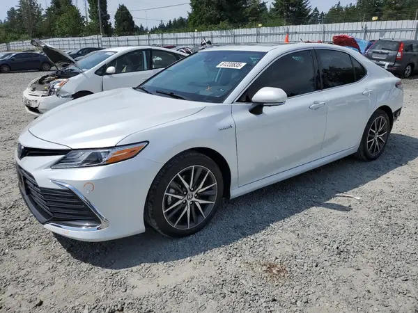 4T1F31AK8MU569339 2021 TOYOTA CAMRY - Image 1