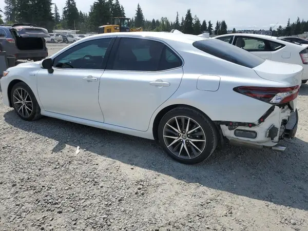 4T1F31AK8MU569339 2021 TOYOTA CAMRY - Image 2