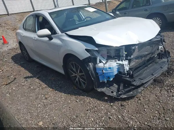 4T1F31AK8NU574042 2022 TOYOTA CAMRY - Image 1