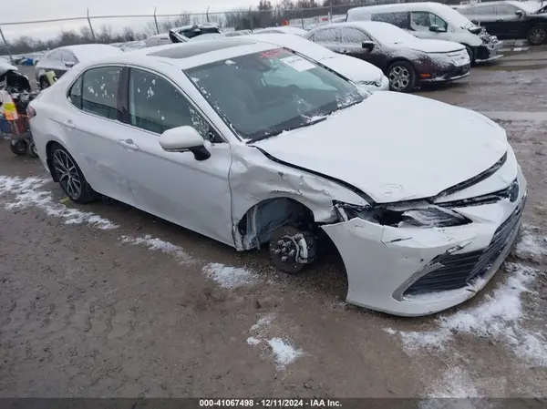 4T1F31AK8NU575434 2022 TOYOTA CAMRY - Image 1