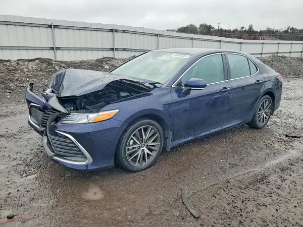 4T1F31AK8NU586062 2022 TOYOTA CAMRY - Image 1