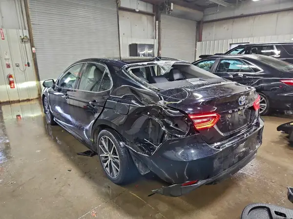 4T1F31AK8PU608614 2023 TOYOTA CAMRY - Image 2