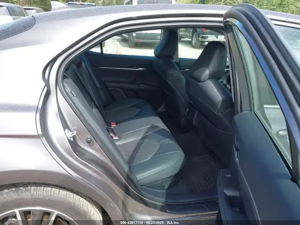 4T1F31AK8RU060360 2024 TOYOTA CAMRY - Image 8