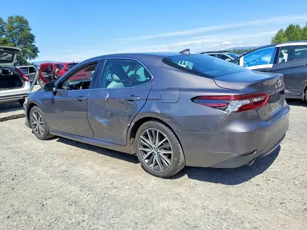 4T1F31AK8RU067146 2024 TOYOTA CAMRY - Image 2