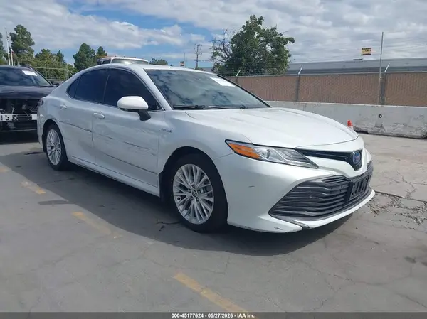 4T1F31AK9LU540379 2020 TOYOTA CAMRY - Image 1