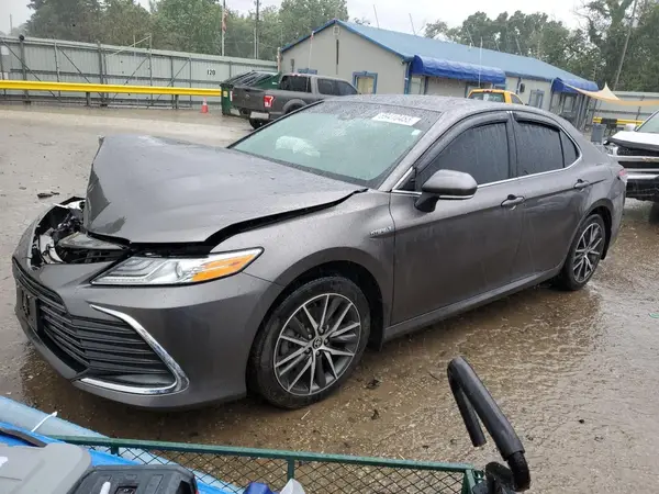 4T1F31AK9MU023407 2021 TOYOTA CAMRY - Image 1