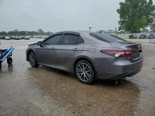 4T1F31AK9MU023407 2021 TOYOTA CAMRY - Image 2