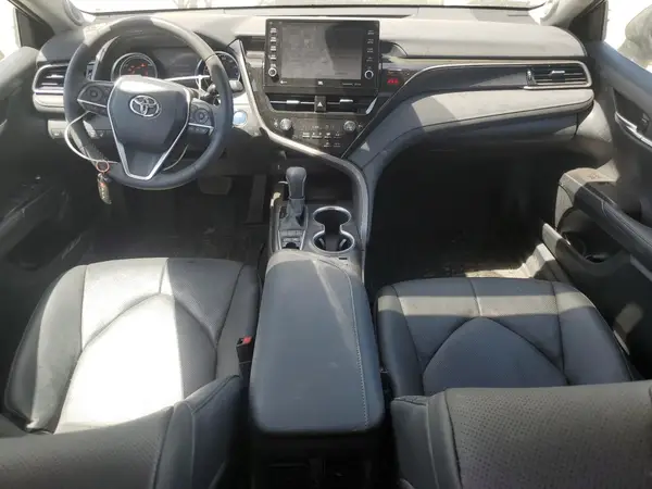 4T1F31AK9MU564196 2021 TOYOTA CAMRY - Image 8