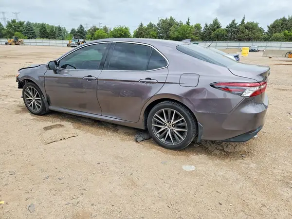 4T1F31AK9NU571859 2022 TOYOTA CAMRY - Image 2