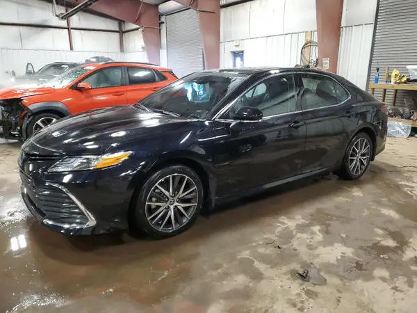4T1F31AK9NU586006 2022 TOYOTA CAMRY - Image 1