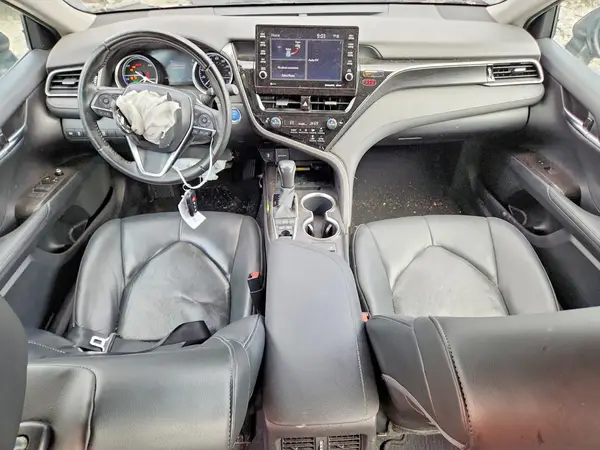 4T1F31AK9NU593621 2022 TOYOTA CAMRY - Image 8