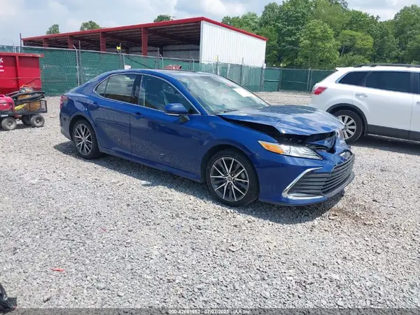 4T1F31AK9PU048988 2023 TOYOTA CAMRY - Image 1