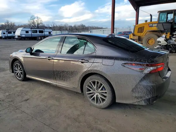 4T1F31AK9PU615037 2023 TOYOTA CAMRY - Image 2