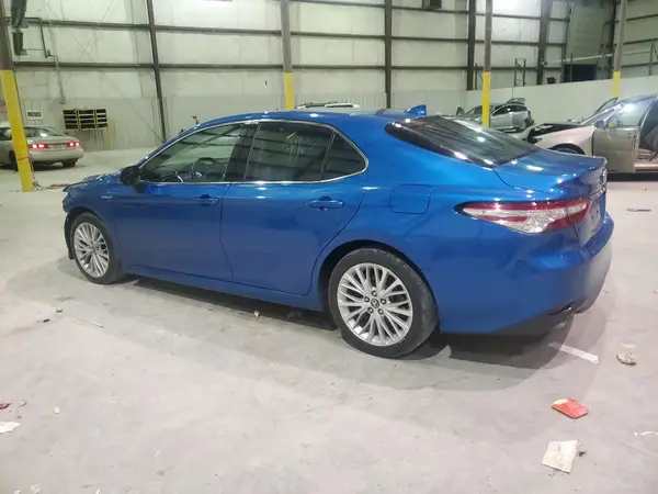 4T1F31AKXLU009742 2020 TOYOTA CAMRY - Image 2