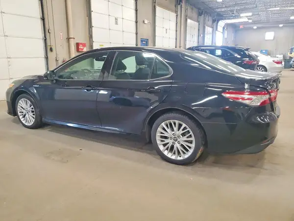 4T1F31AKXLU012334 2020 TOYOTA CAMRY - Image 2