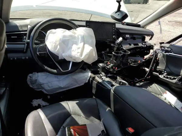 4T1F31AKXMU553174 2021 TOYOTA CAMRY - Image 8