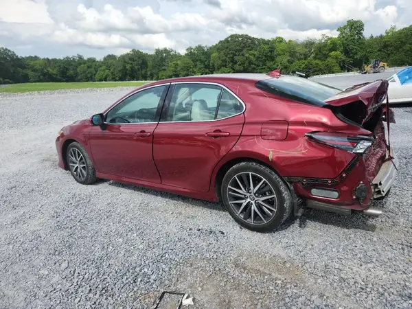 4T1F31AKXNU582319 2022 TOYOTA CAMRY - Image 2