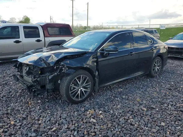 4T1F31AKXNU586080 2022 TOYOTA CAMRY - Image 1