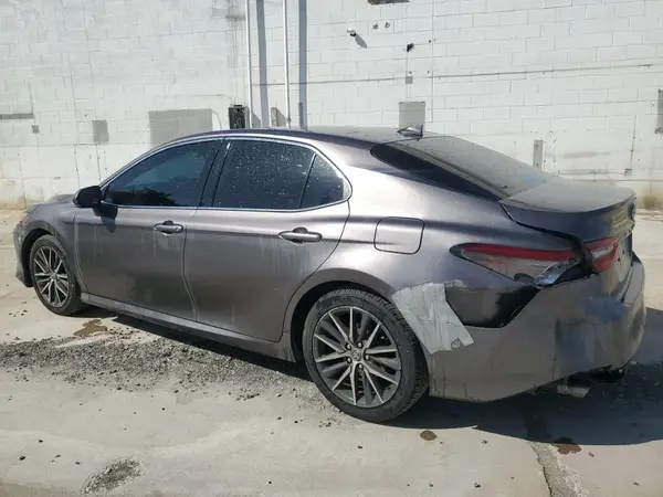 4T1F31AKXNU596124 2022 TOYOTA CAMRY - Image 2