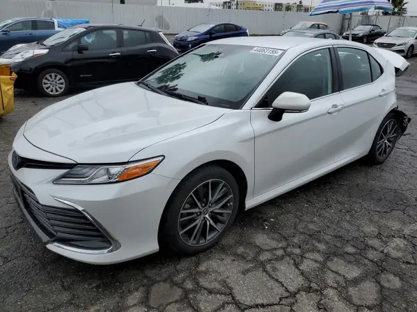 4T1F31AKXNU597760 2022 TOYOTA CAMRY - Image 1