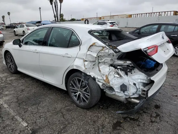 4T1F31AKXNU597760 2022 TOYOTA CAMRY - Image 2