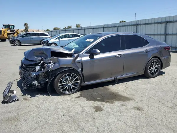 4T1F31AKXRU065916 2024 TOYOTA CAMRY - Image 1