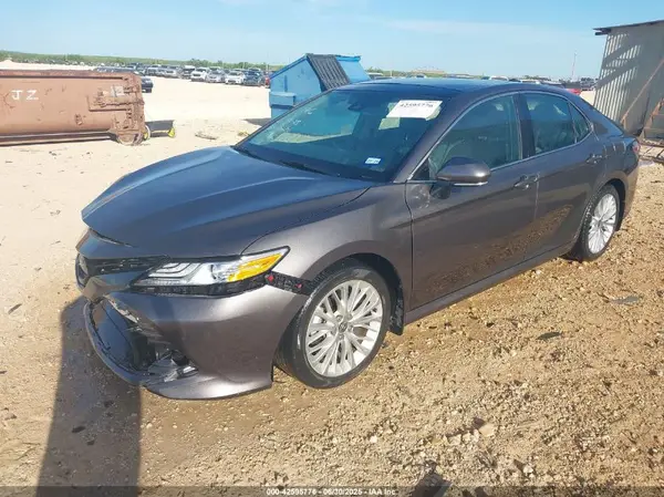 4T1FZ1AK0LU040576 2020 TOYOTA CAMRY - Image 2